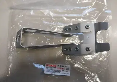 Supporto portatarga Yamaha R6 - Annuncio 8031858