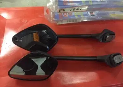 Coppia specchietti per TMAX Far - Annuncio 8032349