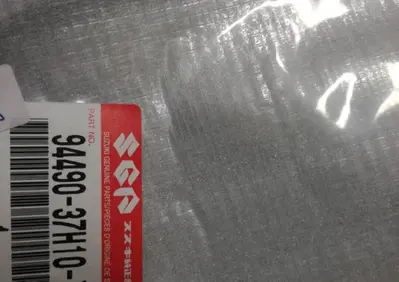 carena sup. dx suzuki gsxr600 grigio 94490-37h10-y - Annuncio 8032575