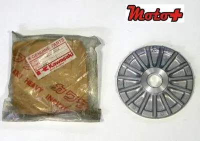 Coperchio filtro olio per Kawasaki Z650/900/1000 - Annuncio 8032949