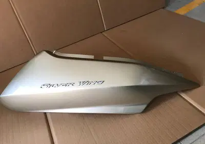 Carena lat dx oro Honda Silver Wing VV - Annuncio 8034672