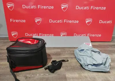 BORSA PORTAPACCHI HYPERMOTARD Ducati - Annuncio 8036100
