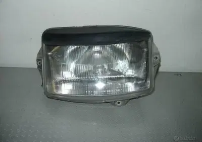 Faro fanale anteriore originale per HONDA CN250 - Annuncio 8036592