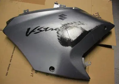 Fianchetto anteriore laterale Suzuki V-Strom - Annuncio 8047587