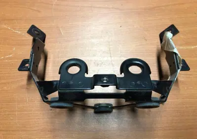 Telaietto supporto faro posteriore Yamaha FZ1 - Annuncio 8049990