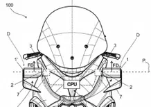 Piaggio brevetta le ali mobili. Per Aprilia?
