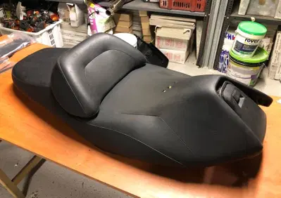 Sella Suzuki Burgman 250 - 400 1998 - 2000 - Annuncio 8051272