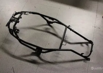 Telaio posteriore Suzuki Burgman 650 - Annuncio 8053060