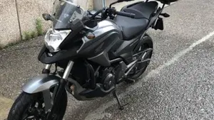 Honda NC 750 X ABS (2014 - 15)  (6)