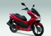Honda PCX 150. Già nelle concessionarie a 2.410 Euro