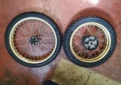 cerchi con pneumatici Honda - Annuncio 8094498