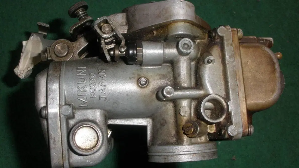 Kawasaki   (6)
