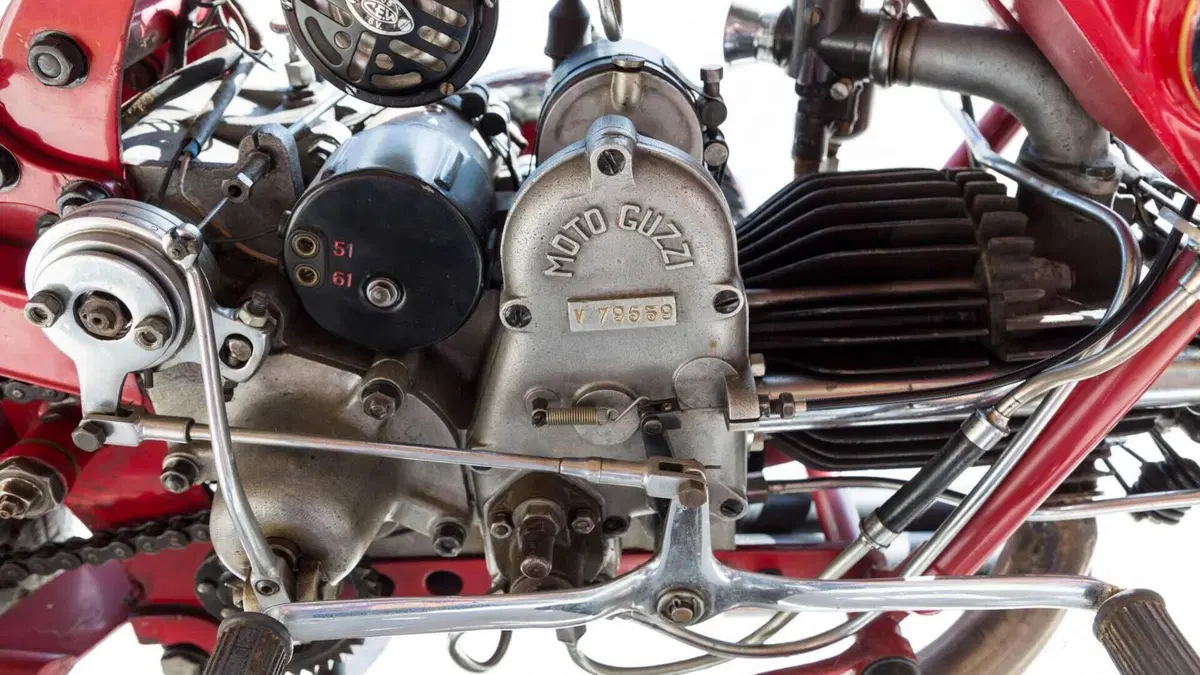 Moto Guzzi   (5)