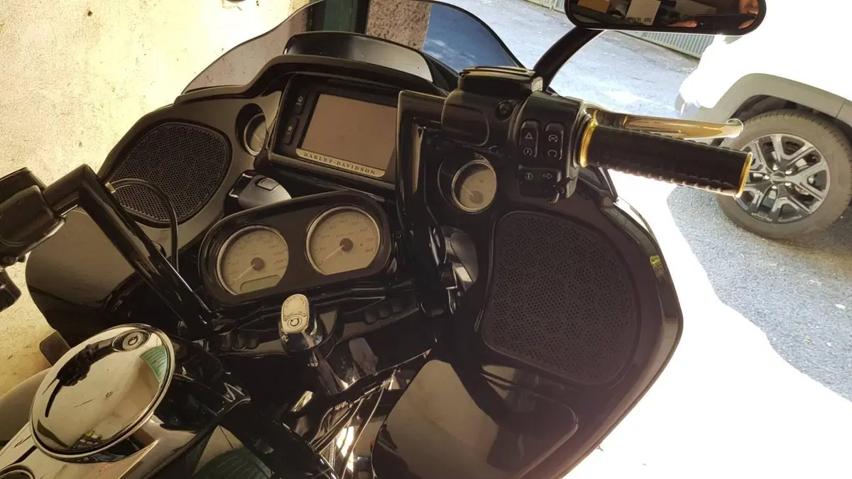 Harley-Davidson 1690 Road Glide Special (2013 - 16)  (4)