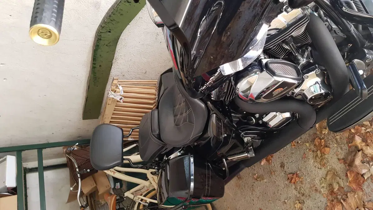 Harley-Davidson 1690 Road Glide Special (2013 - 16)  (9)
