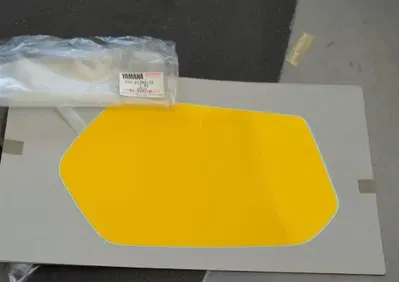 ADESIVO FIANCHETTO YAMAHA TENERE 86/87 1VJ - Annuncio 8141940