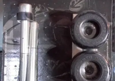 Tamponi paratelaio Valter Moto per Honda CB1000R Valter Moto Components - Annuncio 8170793