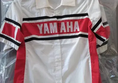 CAMICIA BIANCA YAMAHA CON LOGO - Annuncio 8175890