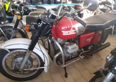 Moto Guzzi V7 - Annuncio 8186391