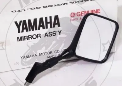 SPECCHIO YAMAHA XT 3TB262901000 - Annuncio 8189688