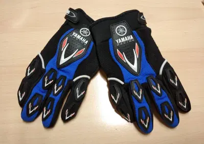 GUANTI JUNIOR YAMAHA RACING BLU taglia 4 anni - Annuncio 8221722