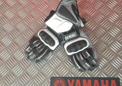 GUANTO PELLE YAMAHA SPORT GRIGIO - Annuncio 8221725