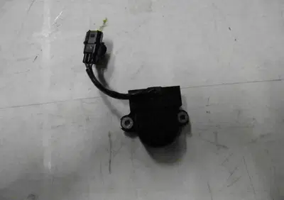 SENSORE DI CADUTA USATO PER HONDA SW T 400 - Annuncio 8223322