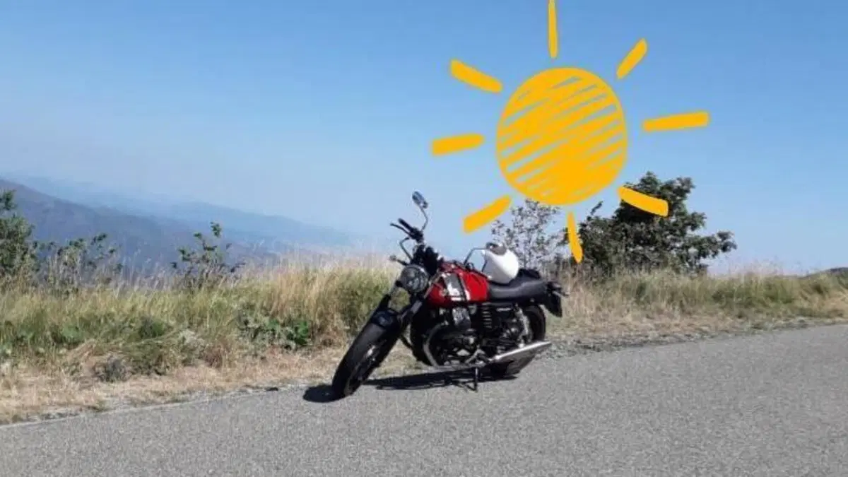Moto Guzzi V7 II Special (2015 - 17) 