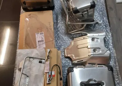 PACK AFRICA TWIN DESERT TRACK DCT Honda - Annuncio 8267013