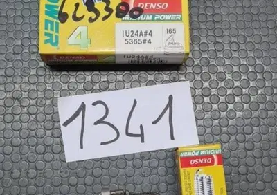 CANDELA IRIDIUM IU24A APRILIA MOTO GUZZI YAMAHA Denso - Annuncio 8272763