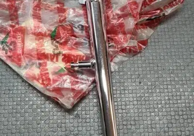 CAVALLETTO LATERALE RED ROSE 125 1987 1994 Aprilia - Annuncio 8275943