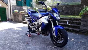 Yamaha YZF R1 (2000 - 01)  (4)