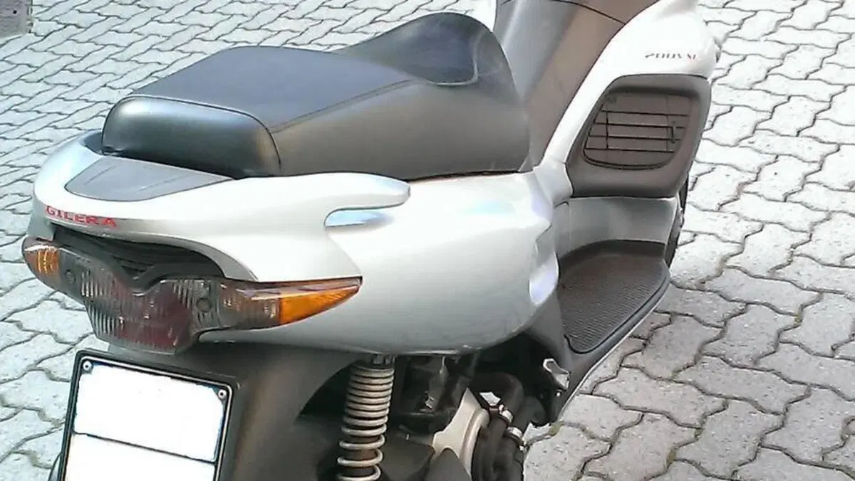 Gilera Runner 200 VXR (2002 - 05)  (3)