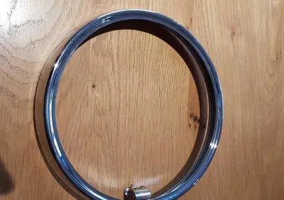 Anello di fissaggio faro BMW - Annuncio 8287457