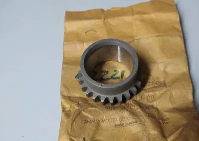 INGRANAGGIO ALBEROMOTORE/FOLLE YAMAHA XT550 - Annuncio 8291267