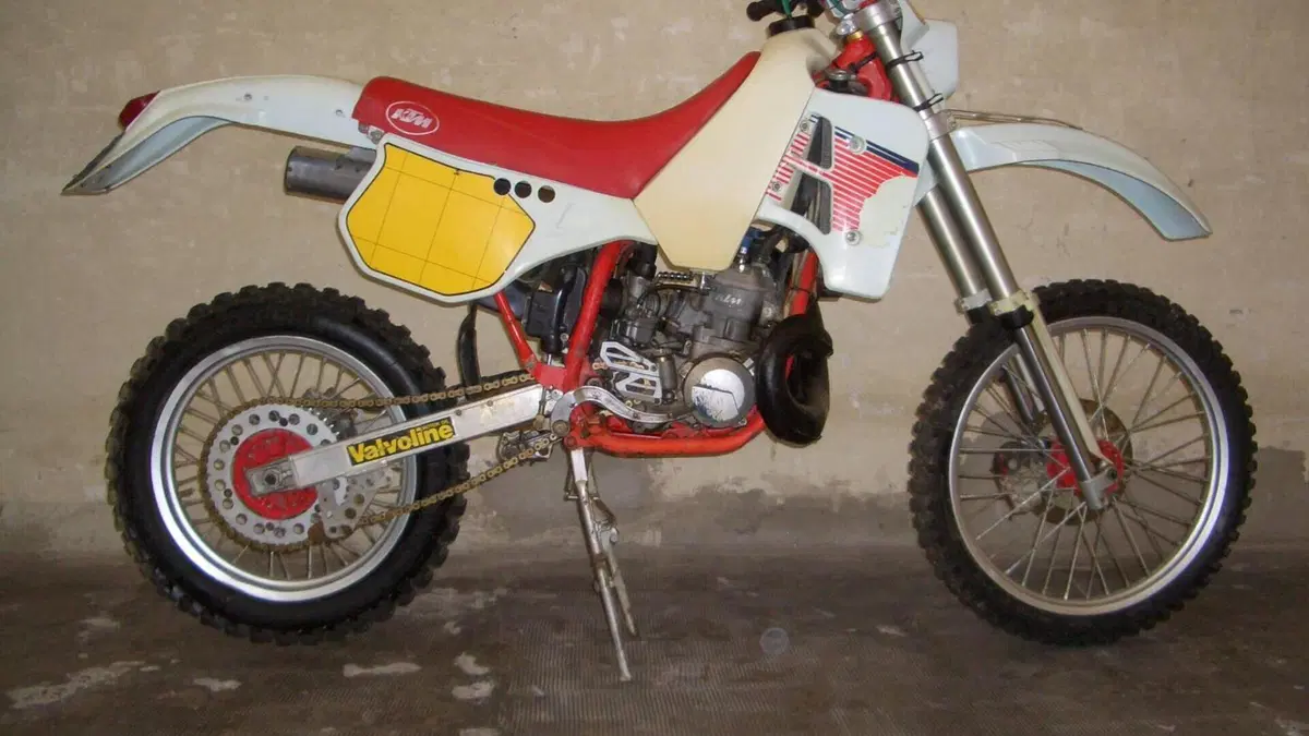 KTM   (2)