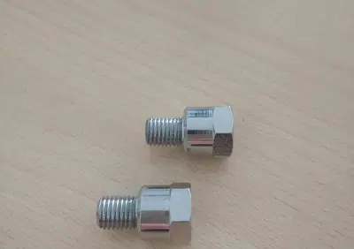 ADATTATORE SPECCHI UNIVARSALE 10mm Barracuda - Annuncio 8373921