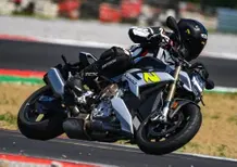 BMW S1000R 2021 TEST: è migliorata. Forse troppo?