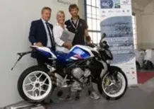 Una MV Agusta Brutale 675 edizione speciale per celebrare i Campionati di Canottaggio