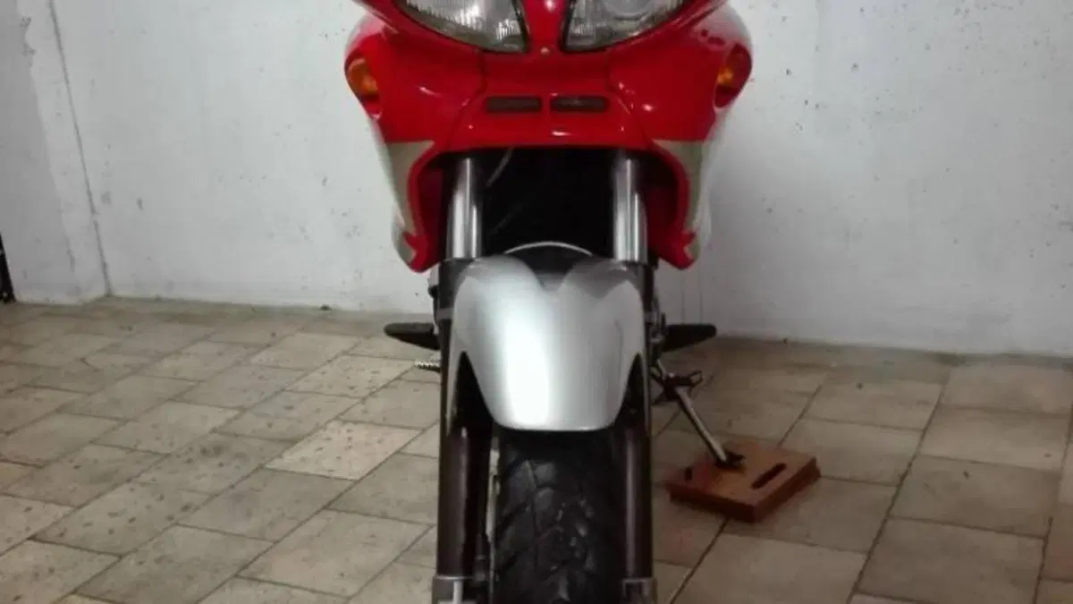 Cagiva Gran Canyon 900  (2)