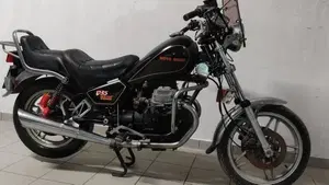 Moto Guzzi   (2)