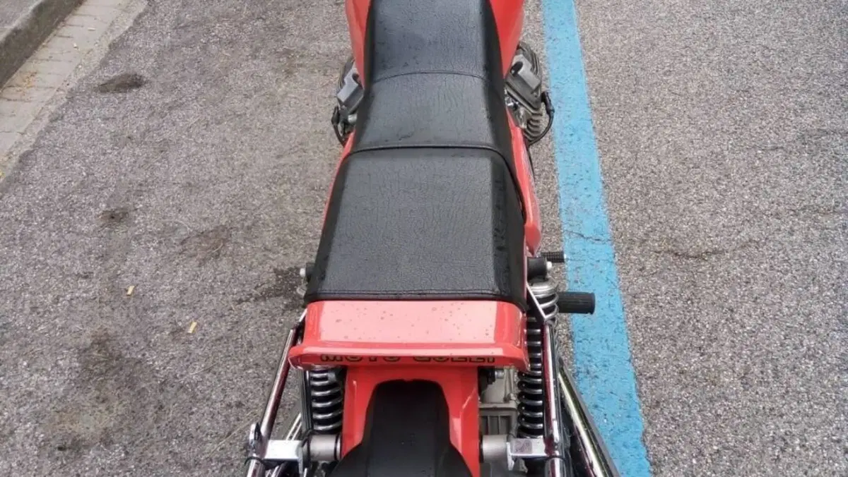 Moto Guzzi   (4)