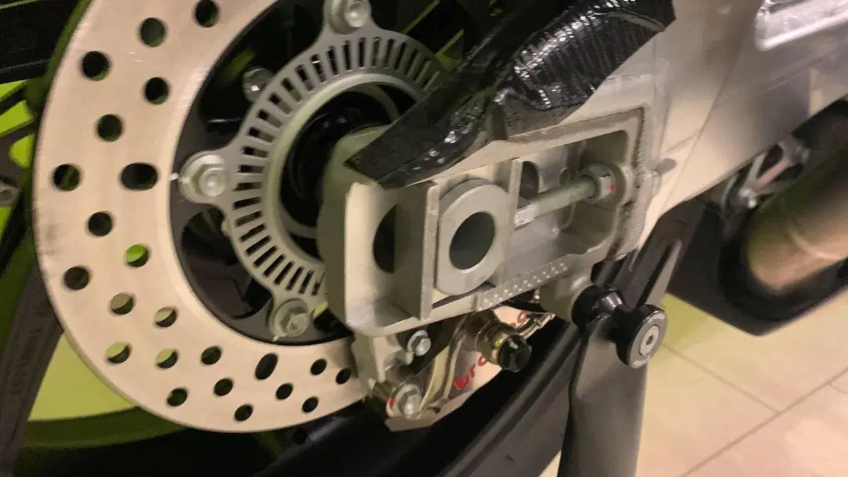 Aprilia Tuono V4 X (2020)  (5)