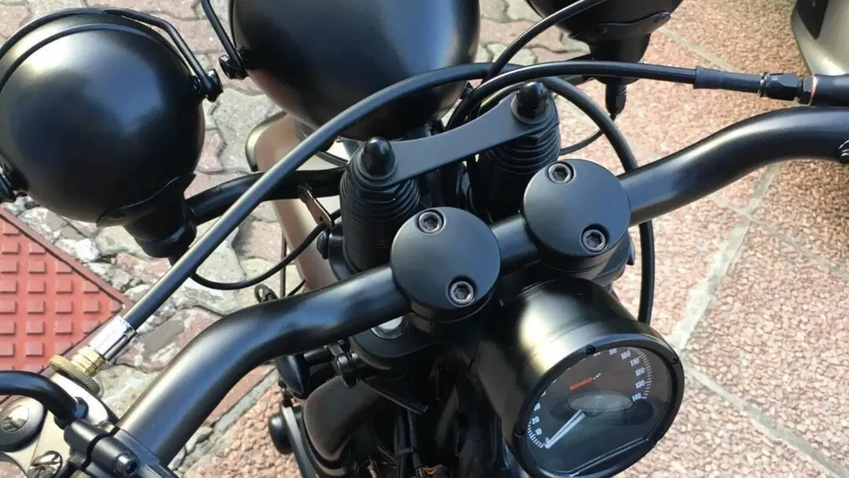 Harley-Davidson 1450 Heritage Springer (2000 - 03) - FLSTS 
