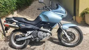 Suzuki XF 650 Freewind (1997 - 03)  (2)