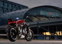 MV Agusta Brutale 1000 RS 2021: prezzo, foto e video