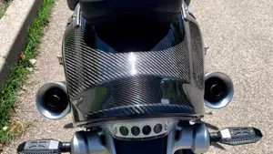 Yamaha VMAX Carbon (2015 - 16)  (4)