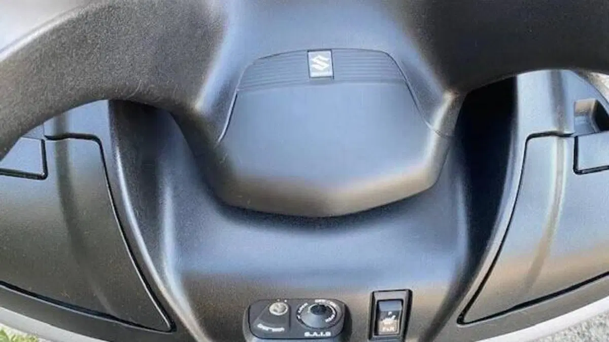 Suzuki Burgman AN 650 Executive ABS (2013 - 17)  (12)