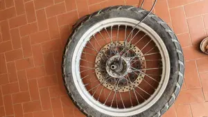 Suzuki XF 650 Freewind (1997 - 03)  (5)