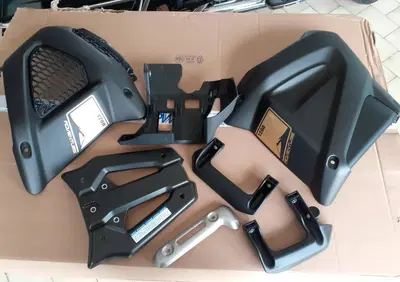 Fianchetti anteriore maniglie puntale prot marm Yamaha - Annuncio 8489562